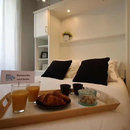 アパート Nice Booking- Le Cosy 200 M De La Plage ニース